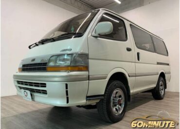 Toyota HiAce Super Custom Limited automatic JDM