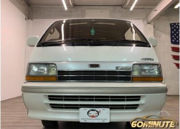 Toyota HiAce Super Custom Limited automatic JDM