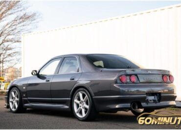 Nissan Skyline R33 4 Door Complete GTR Conversion with OEM Plus Modifications manual JDM
