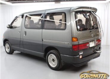 Toyota Granvia Van JDM
