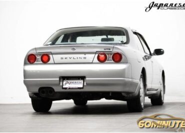 Nissan Skyline GTS automatic JDM