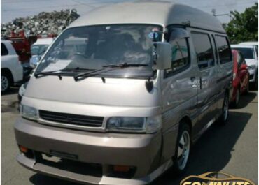 Toyota Hiace Long 4WD *RESERVED manual JDM