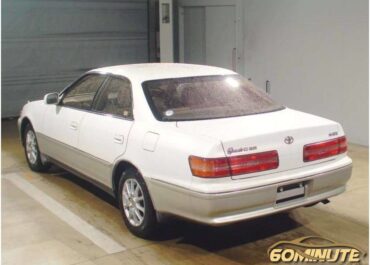 Toyota Mark2 Grande Pearl Two Tone AUCTION GRADE 3 automatic JDM