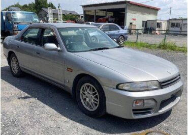 JDM RHD NISSAN SKYLINE R33 SEDAN GTS automatic JDM